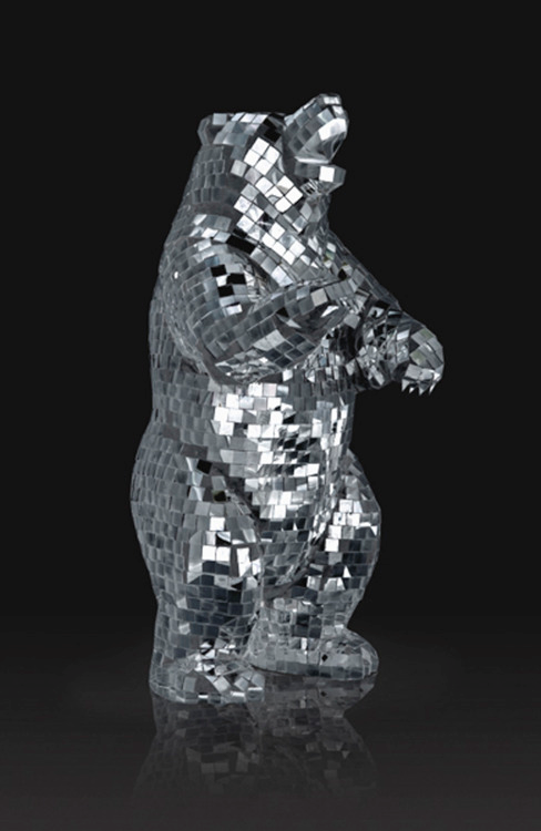mirror bear sculpture